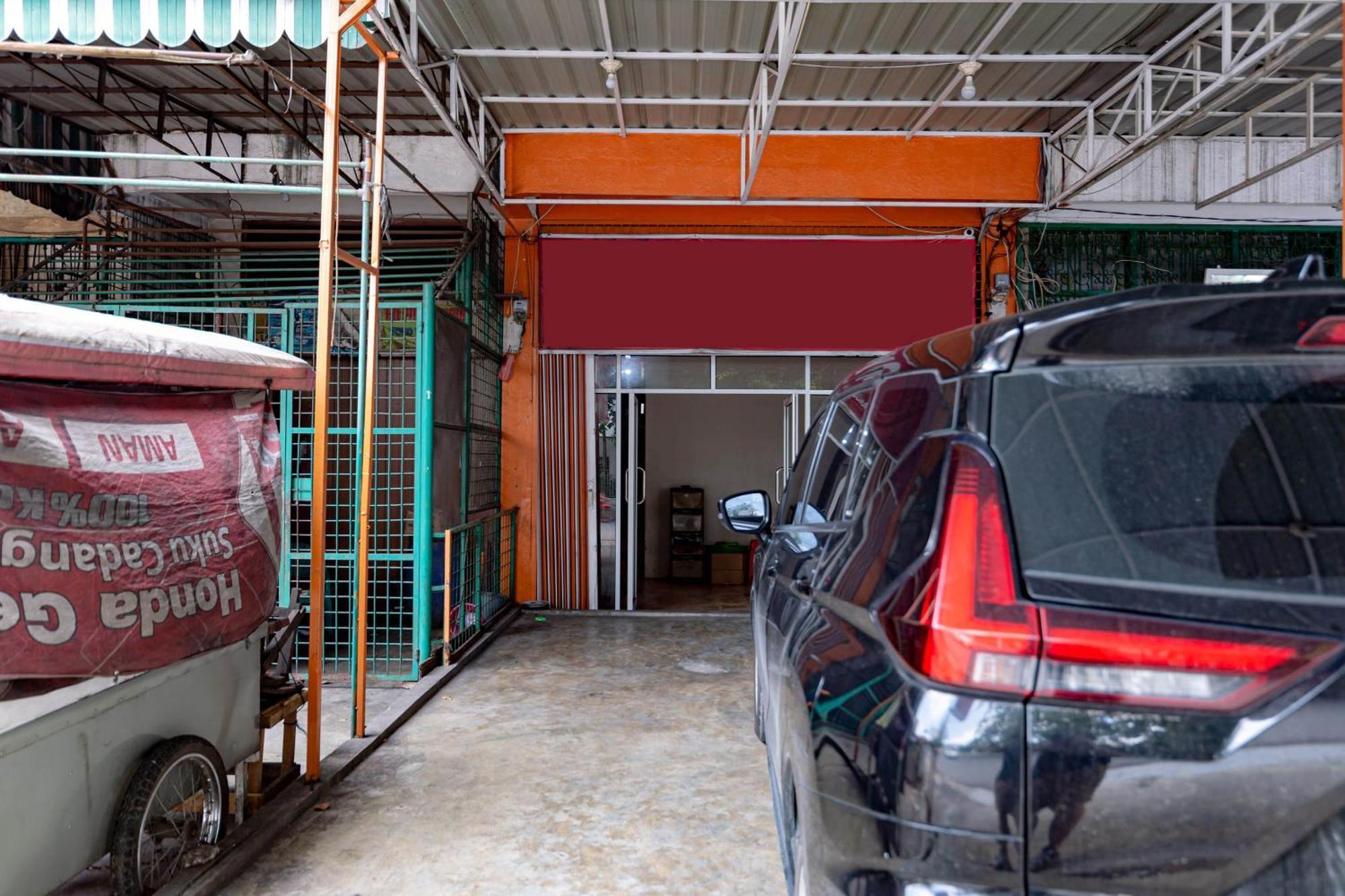 Reddoorz Near Rsud Dr Pringadi Medan 3 Hotel Exterior foto