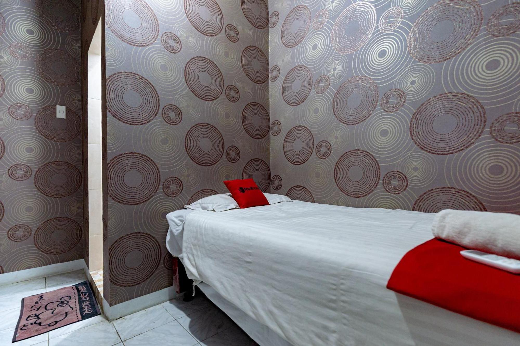 Reddoorz Near Rsud Dr Pringadi Medan 3 Hotel Exterior foto